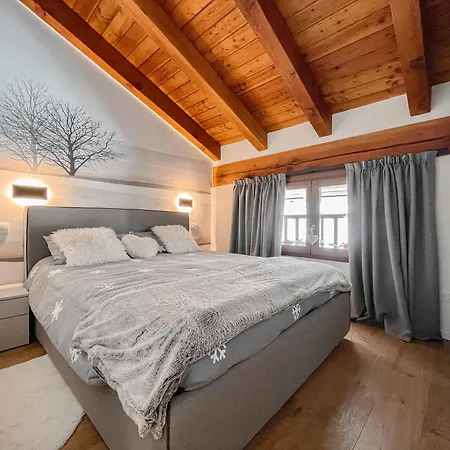 Hotel Maison Poluc 4*