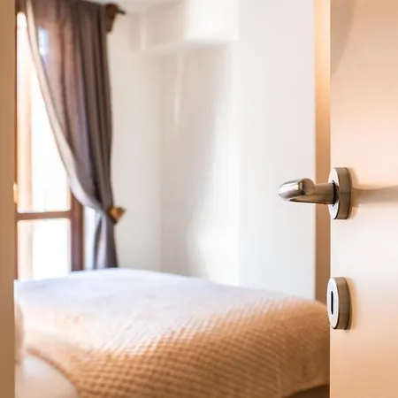 Maison Poluc 4*